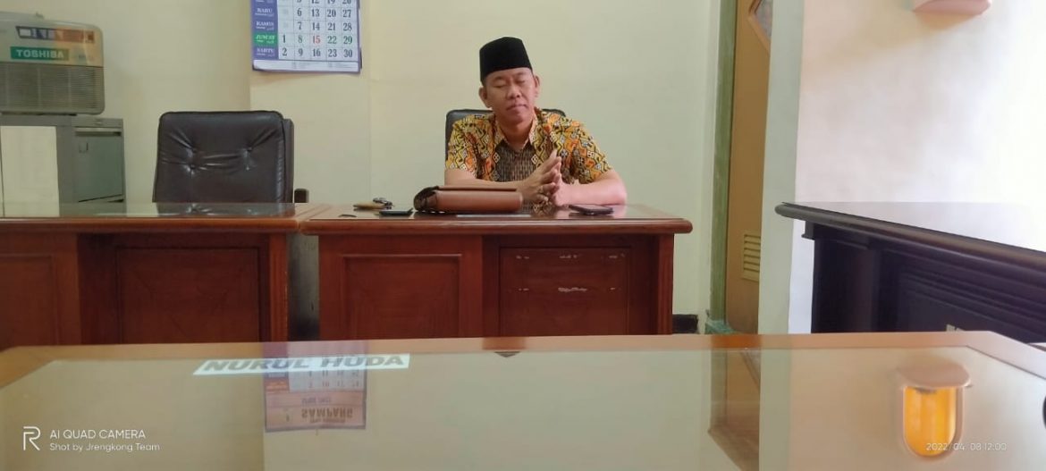 DPRD Sampang Akan Panggil Satpol PP, Buntut Pencopotan Spanduk ‘2024 Ganti Bupati