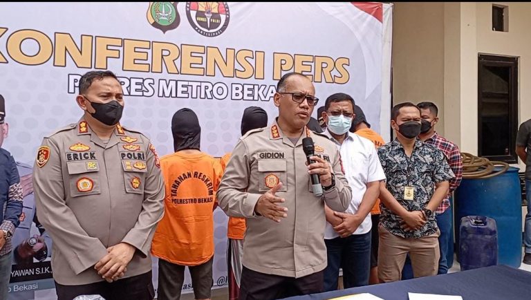 Timbun Ribuan Liter Solar Bersubsidi, 5 Pelaku Dibekuk Unit VI Krimsus Polres Metro Bekasi