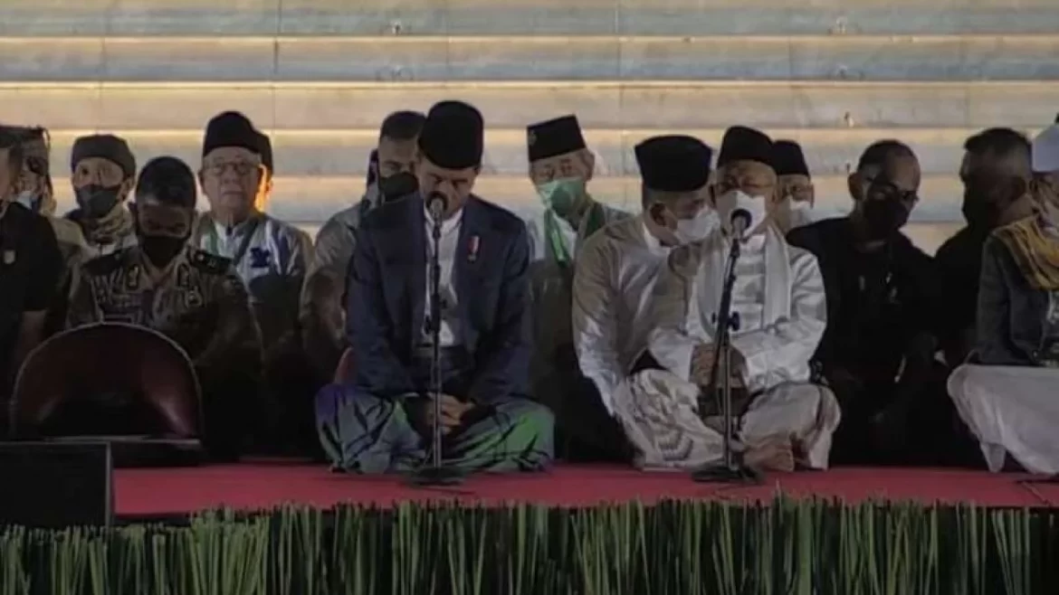 Presiden Jokowi dan Wapres Hadiri “Zikir dan Doa Kebangsaan” di Halaman Istana
