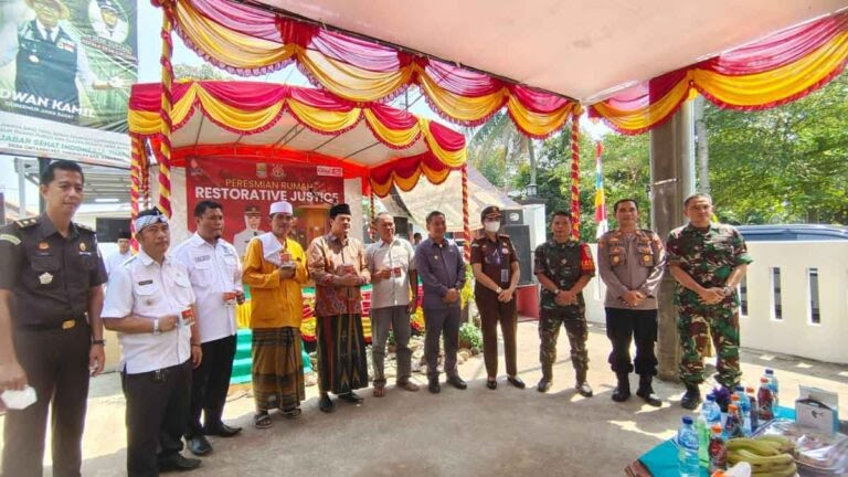 Masyarakat Antusias, Kejari Karawang Resmikan Rumah Restorative Justice Ketiga di Desa Cintakasih Pangkalan