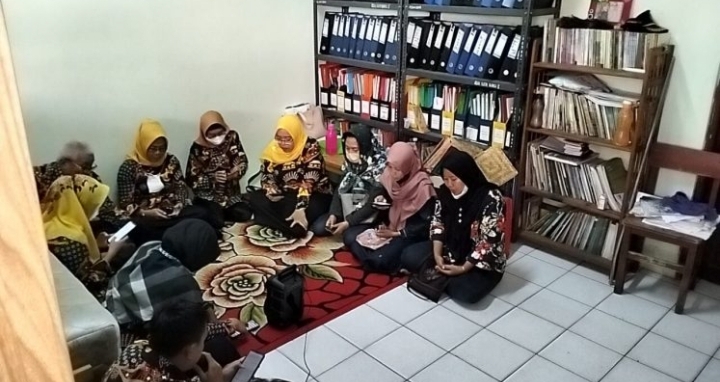 Pasca Kecelakaan Maut, Guru SDN II dan III Kota Baru Bekasi, Gelar Doa Bersama untuk Para Korban