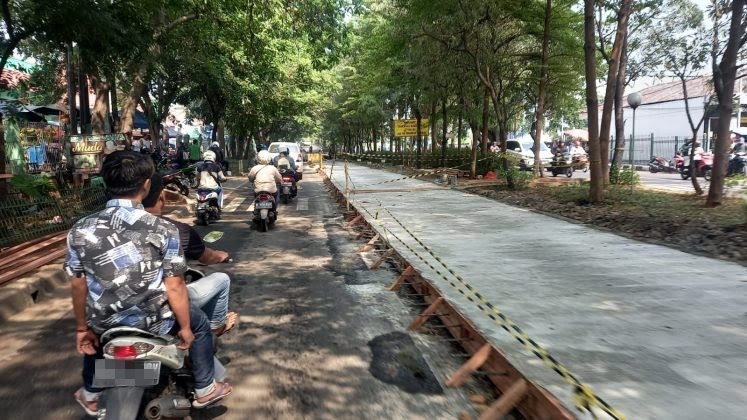 Jalan I Gusti Ngurah Rai Bekasi Sering Tergenang, Kembali Diperbaiki dengan Betonisasi