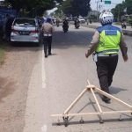 Sisir Jalan Disepanjang Jalur Arteri Karawang, Polisi Dapat 1,5 Kg Ranjau Paku Dilintasan para Pemudik