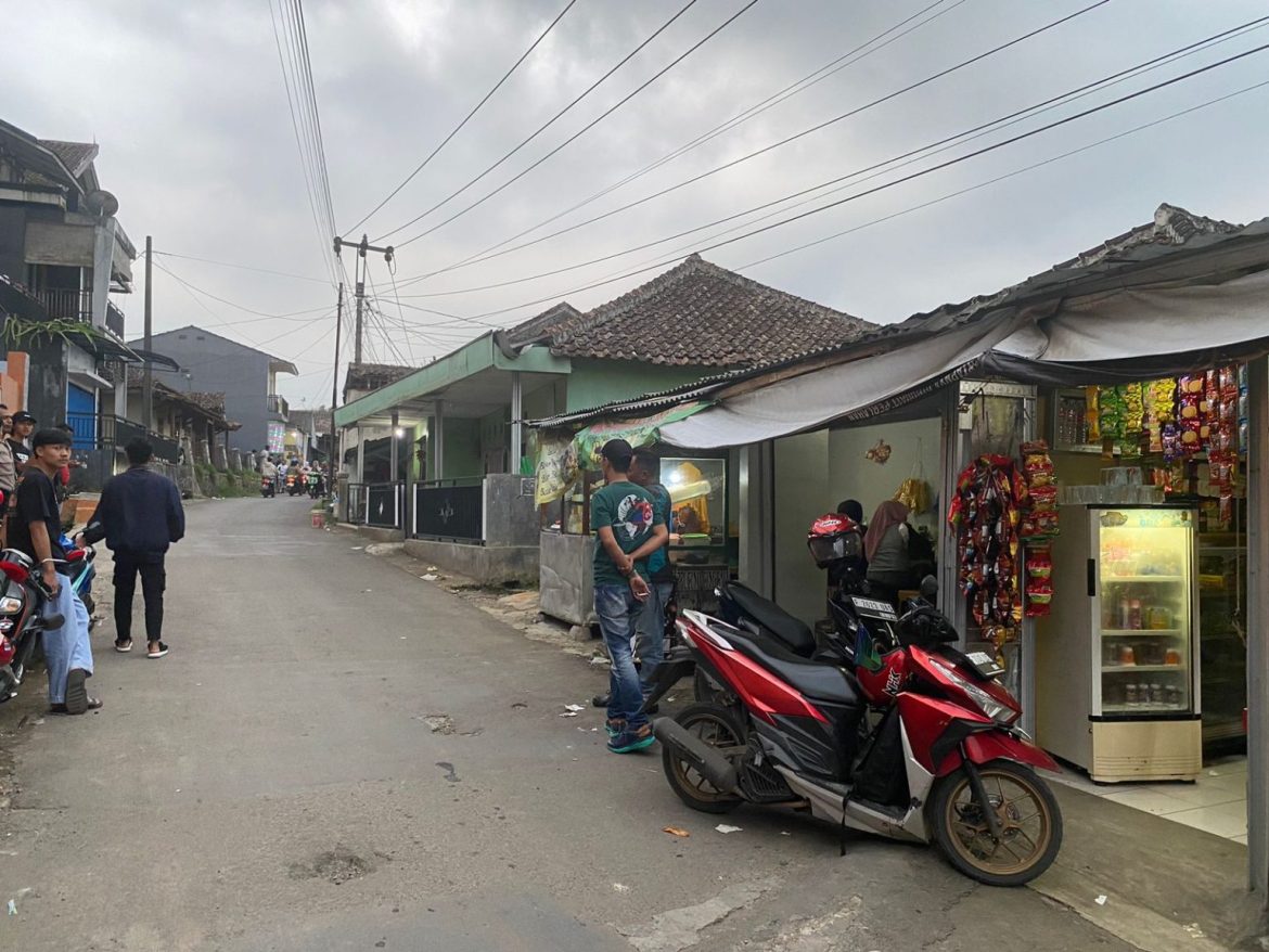 Asyik makan Bakso, Tas isi Uang Rp 350 juta  Milik Pengusaha di Sukabumi raib Digasak Maling