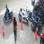 Diparkir di Halaman Kecamatan Pebayuran Bekasi, Motor milik Wanita muda Digondol maling