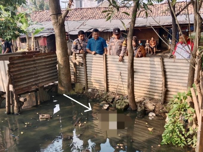 Penemuan Jasad Bayi di Kubangan Air, Gegerkan warga Karawang