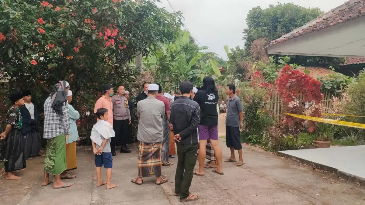 Geger Mayat Wanita Lansia Membusuk dalam Kamar di Kebon Pedes Sukabumi