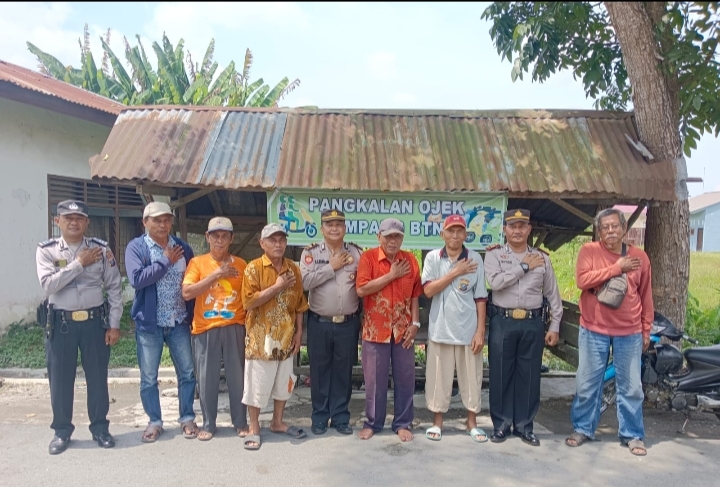 Sambangi Komunitas Gojek, Kasat Binmas Polres Tebing Tinggi AKP BSM Tarigan Sampaikan Hal Ini