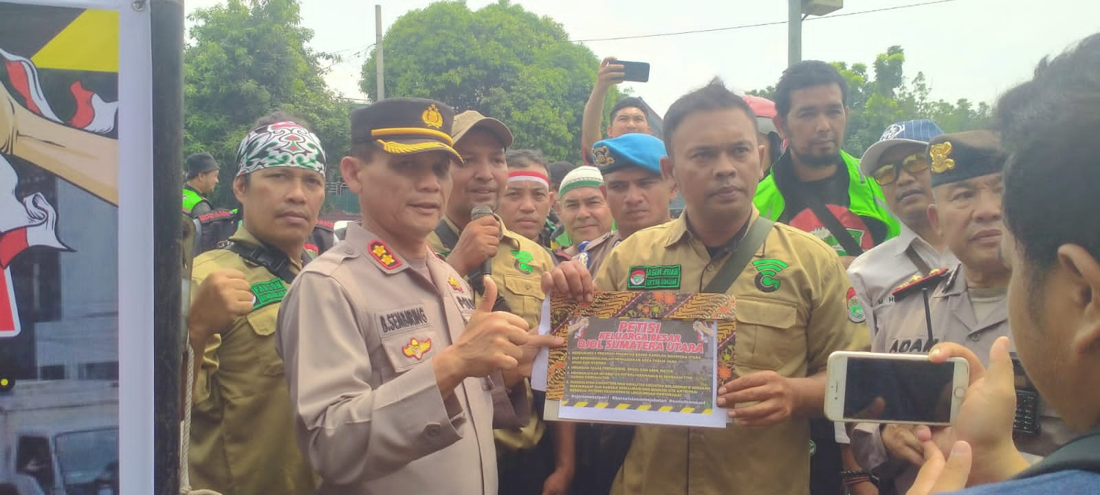 GODAMS Salut Kepada Kapoldasu Irjen Agung Saat Parade Ojol SUMUT 2023