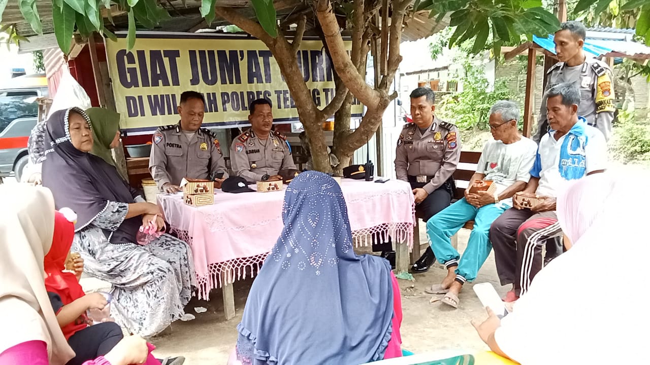 Kasat Binmas Polres Tebing Tinggi AKP B.S.M. Tarigan Gelar Jumat Curhat Di Desa Paya Pinang