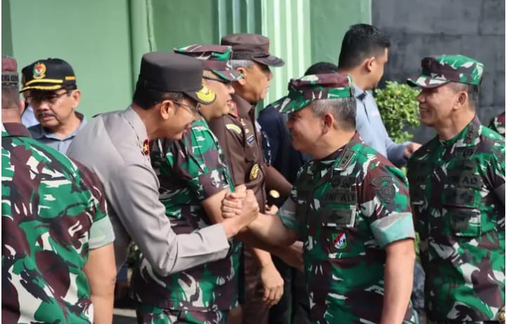 Hadiri Apel Gotong Royong Bersihkan Sungai Deli, Wakapolda: Kita Dukung Penuh Program Kepentingan Masyarakat