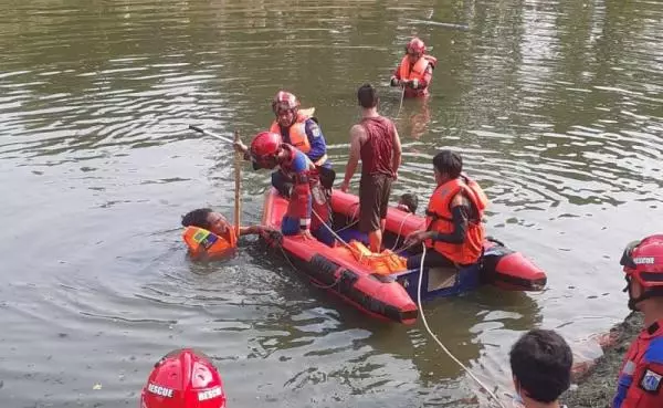 Diduga Tenggelam saat Berenang, Bocah 7 Tahun Ditemukan Tewas di Pintu BKT Duren Sawit Jaktim