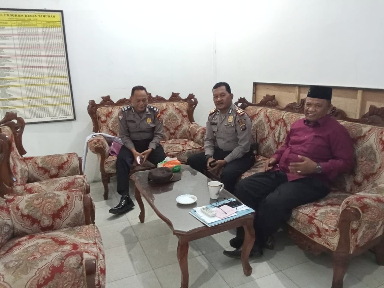 Kasat Binmas Polres Tebingtinggi AKP B.S.M Tarigan Sambang Tokoh Pendidikan Ciptakan Cooling System