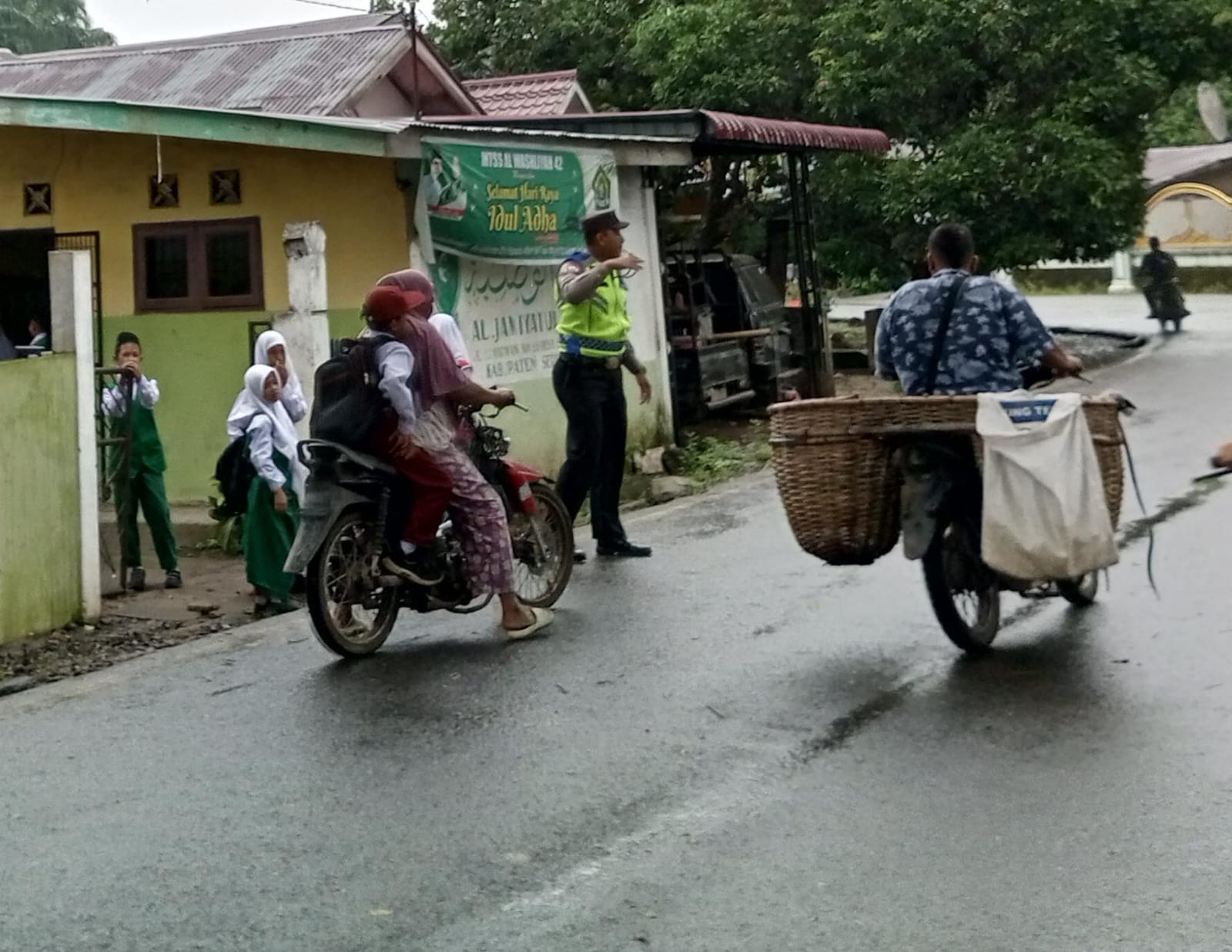 Jalankan Program Prioritas Kapolda Sumut, Polsek Sipispis Berikan Pelayanan Kepada Masyarakat