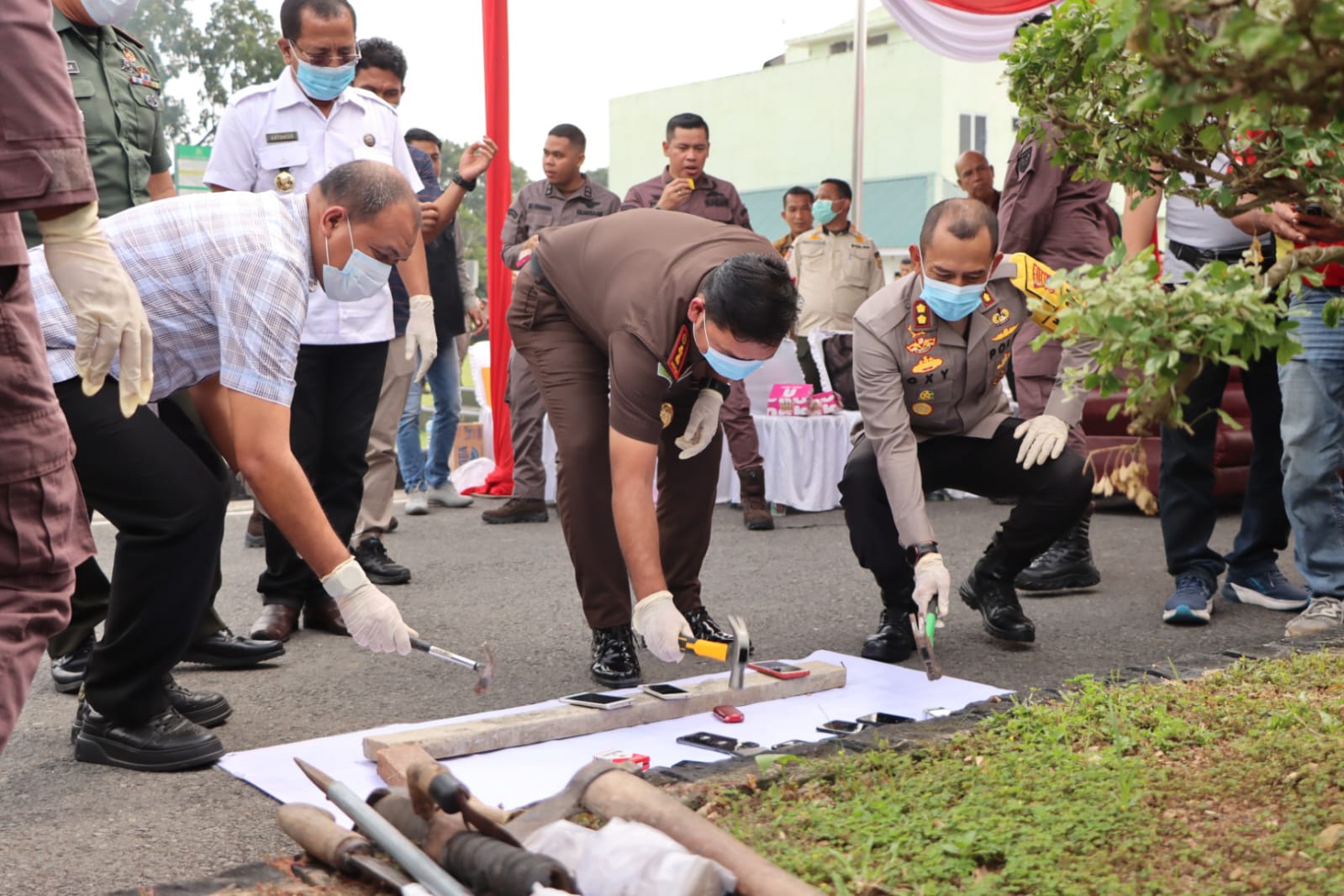 Kapolres Sergai Hadiri Pemusnahan Barangbukti Kejahatan Di Kejari Sei Rampah