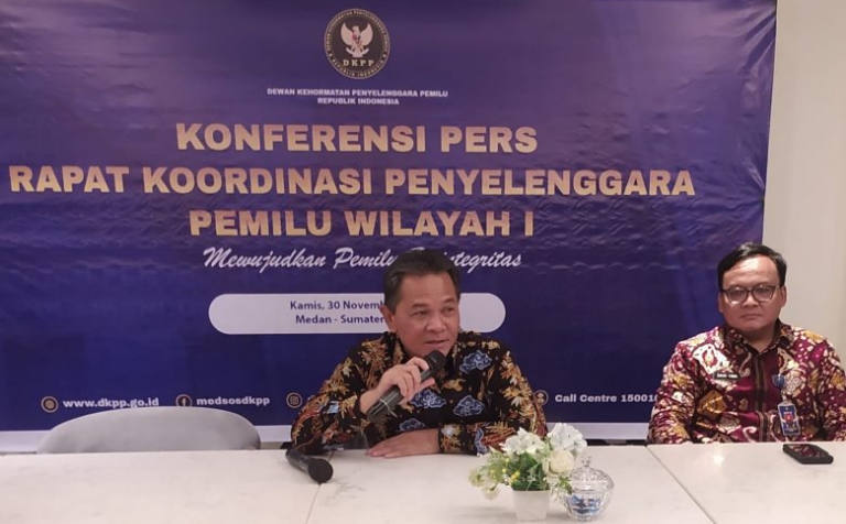 Ketua DKPP RI Heddy : Kuatkan Integritas Penyelengara Pemilu Agar Tegak Lurus