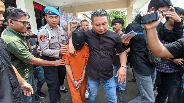 Bejat! Gegara Keseringan nonton ‘Film Biru’ Ayah Perkosa 2 Anak Kandung di Sukabumi, 1 Korban hingga Hamil-Melahirkan