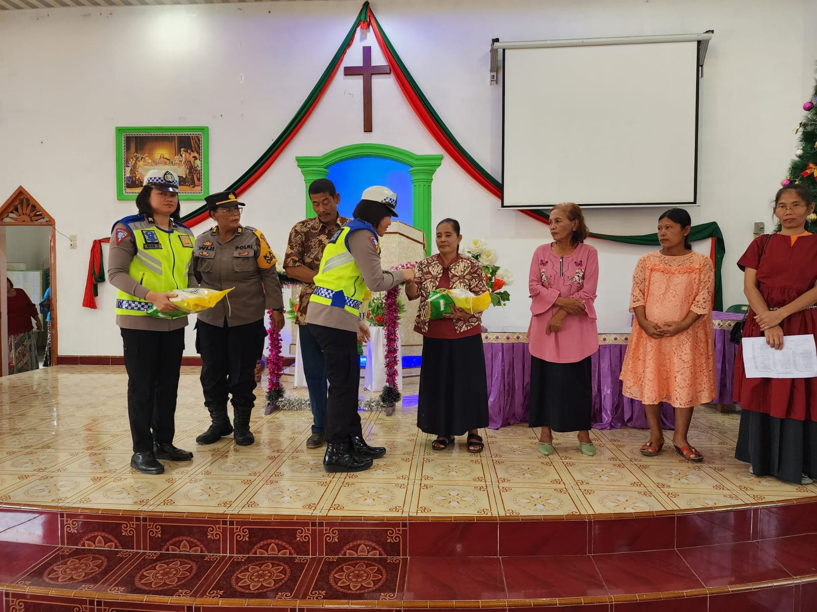 Polwan Polres Tebing Tinggi Kembali Laksanakan Minggu Kasih