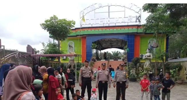 Personil Polsek Batang Kuis Giat Patroli Di Lokasi Wisata