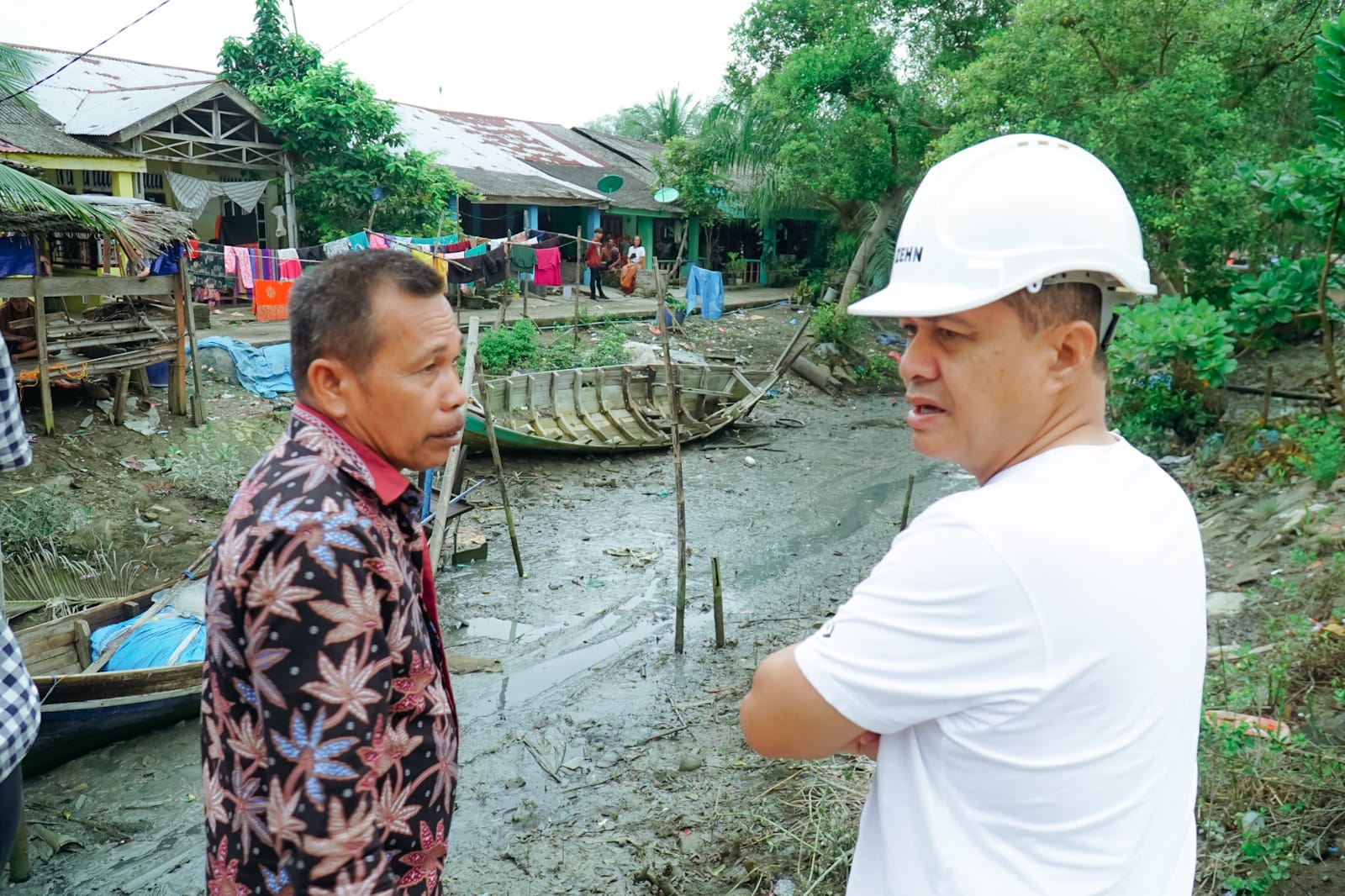 Resahkan Warga, Bupati Zahir Minta Pihak Berwenang Tangkap Pelaku Pencuri Kerang