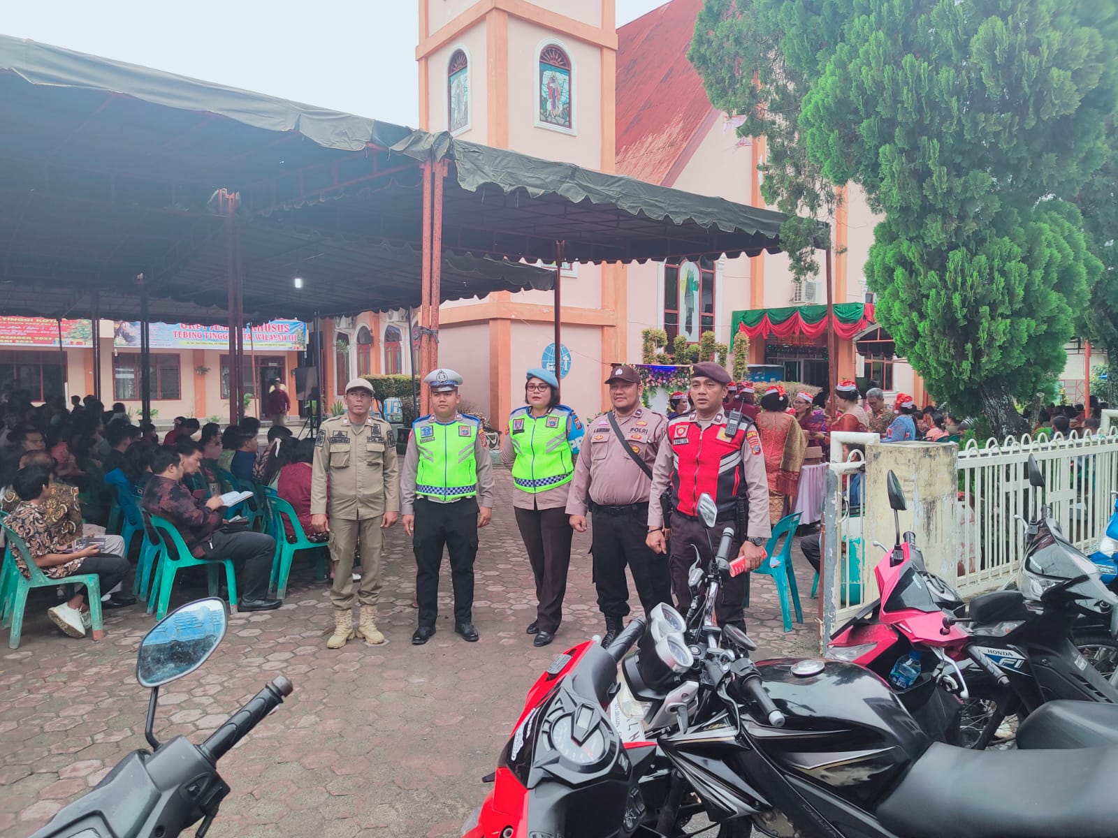 Operasi Lilin Toba Polres Tebing Tinggi Amankan Ibadah Natal