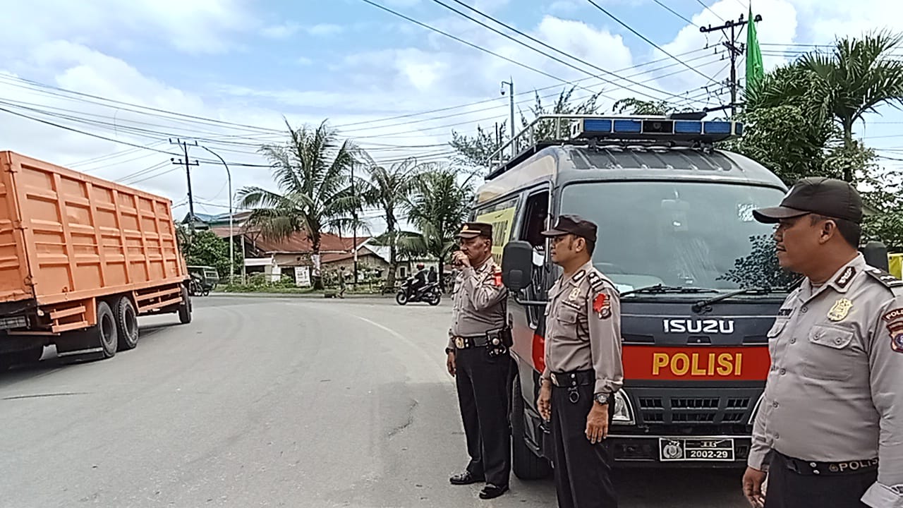 Sat Binmas Polres Tebing Tinggi Himbau Warga di Jalan HM Yamin