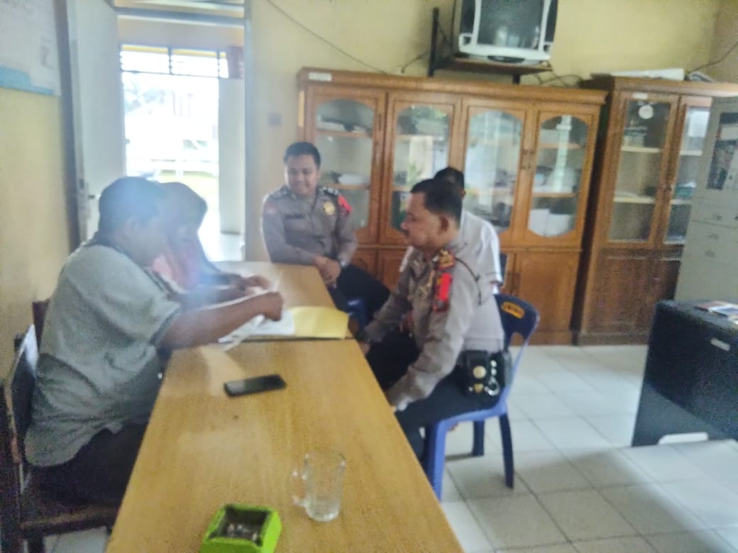 Satbinmas Polres Tebing Tinggi Silaturahmi Ke Kantor Lurah Tebing Tinggi