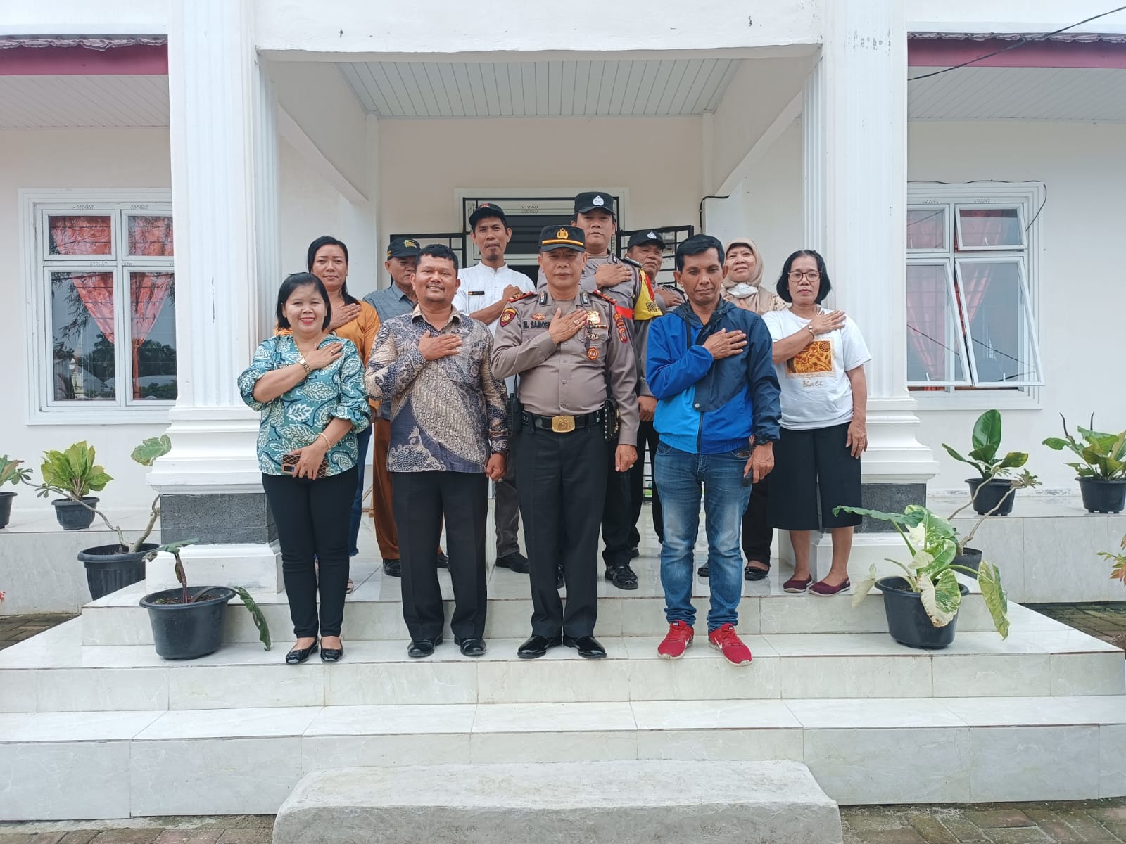 Cooling System Jelang Pemilu, Kapolsek Padang Hulu Kunjungi Kelurahan Pelita