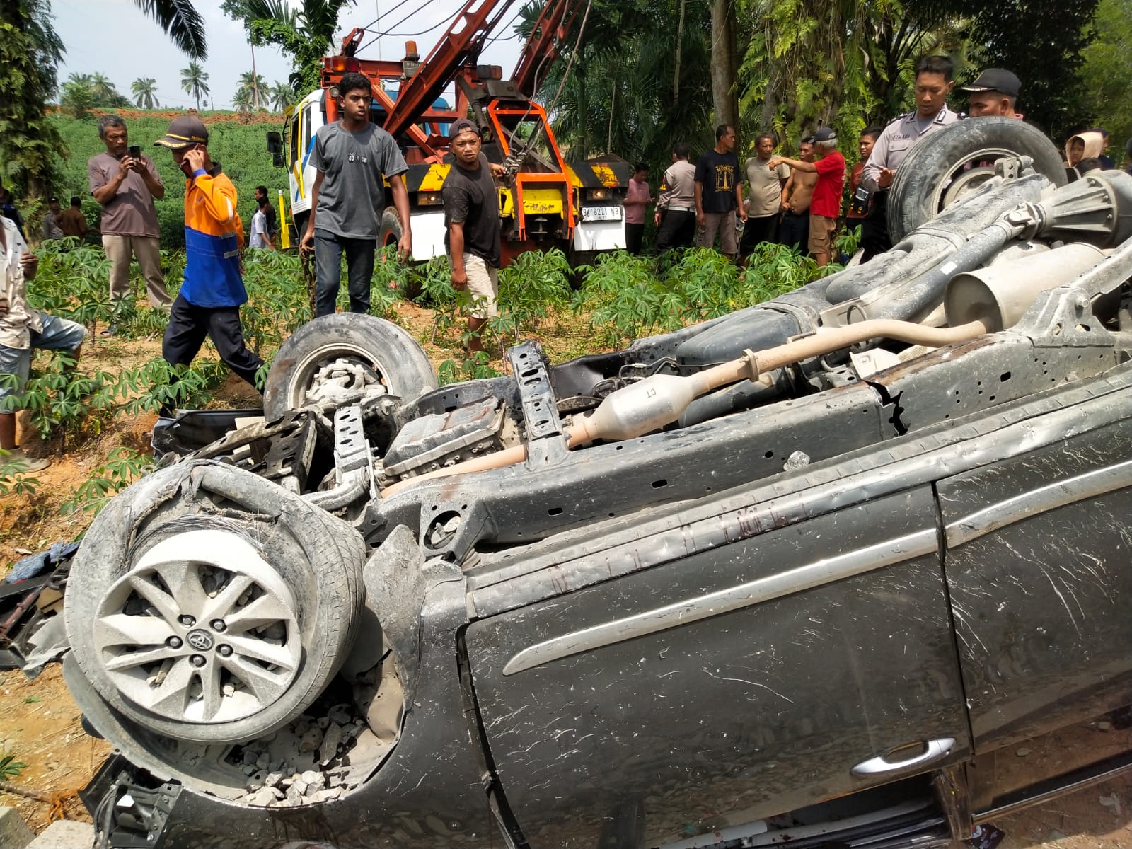 Sat Lantas Polres Tebing Tinggi Tangani Kecelakaan Kereta Api Vs Mobil Innova