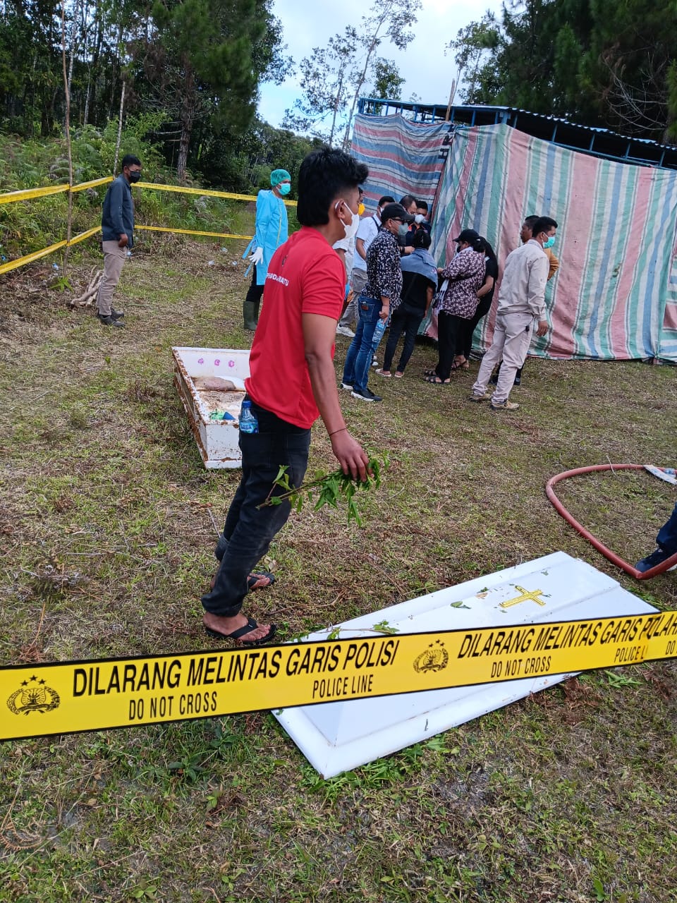Diduga Meninggal Tak Wajar, Makam Ibu 2 Orang Anak Dibongkar