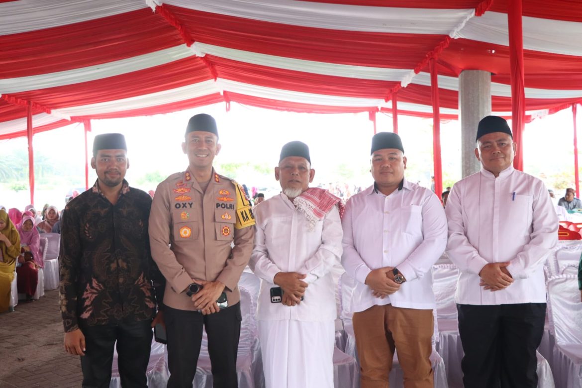 Kapolres Sergai Hadiri Sholawat Dan Doa Bersama Jelang Pemilu 2024