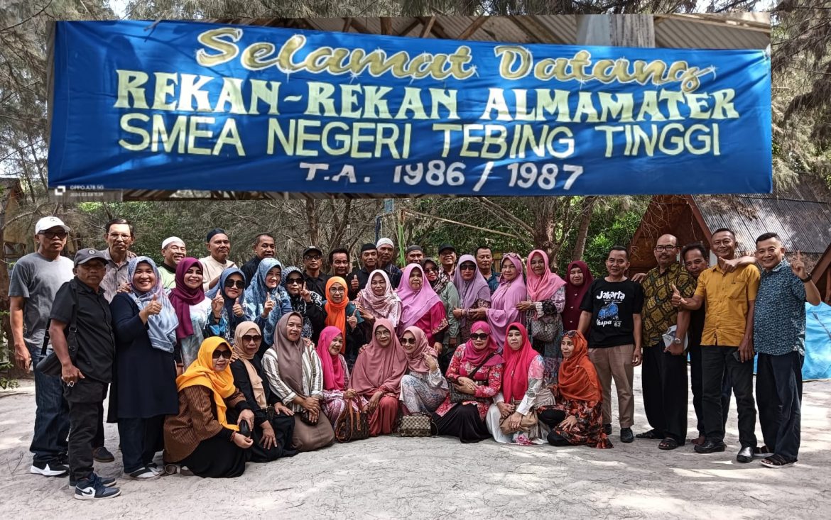 Pertemuan Alumni SMEA Negeri Kota Tebingtinggi Angkatan 86/87 Penuh Keharuan