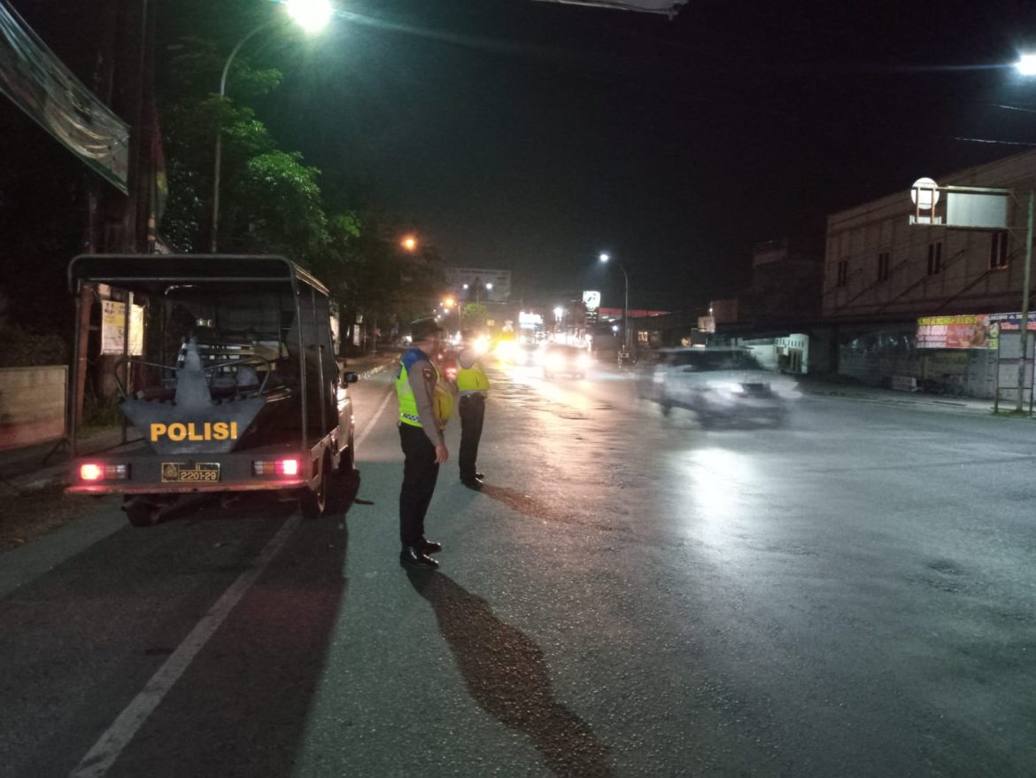 Polsek Rambutan Patroli Blue Light Cegah Kejahatan