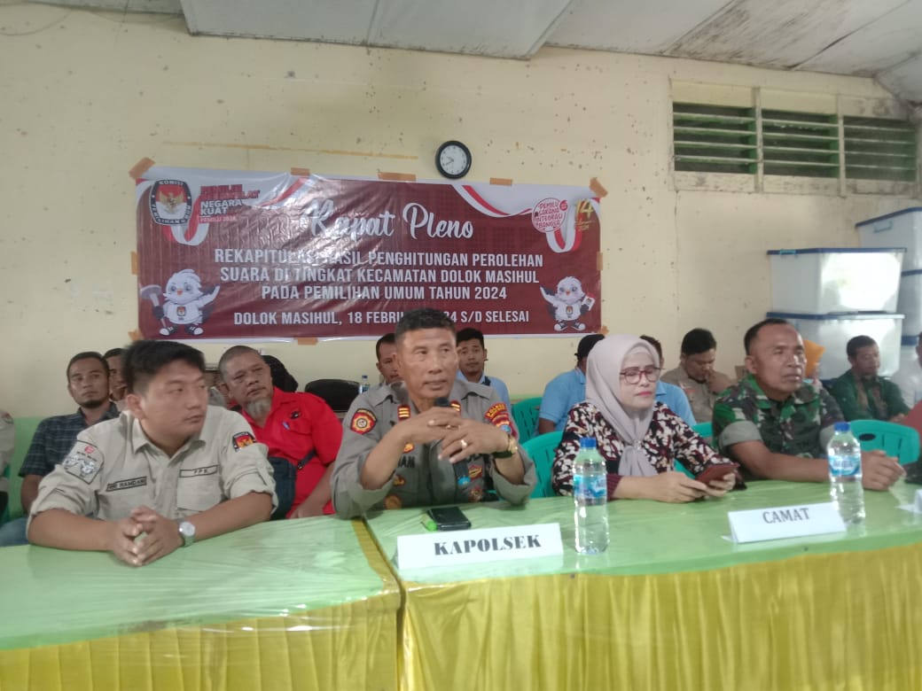 Kapolsek Dolok Masihul Pimpin Pam Rapat Pleno Penghitungan Suara Tingkat Kecamatan