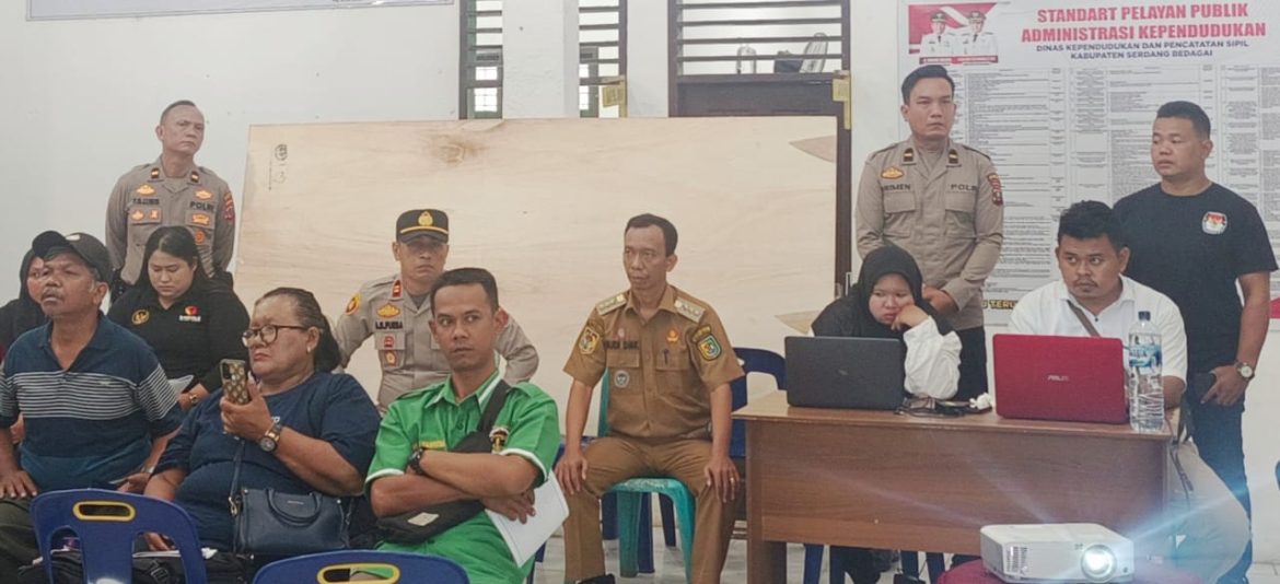 Pastikan Keamanan, Polsek Kotarih Dan Muspika Monitoring Rapat Pleno PPK Silinda