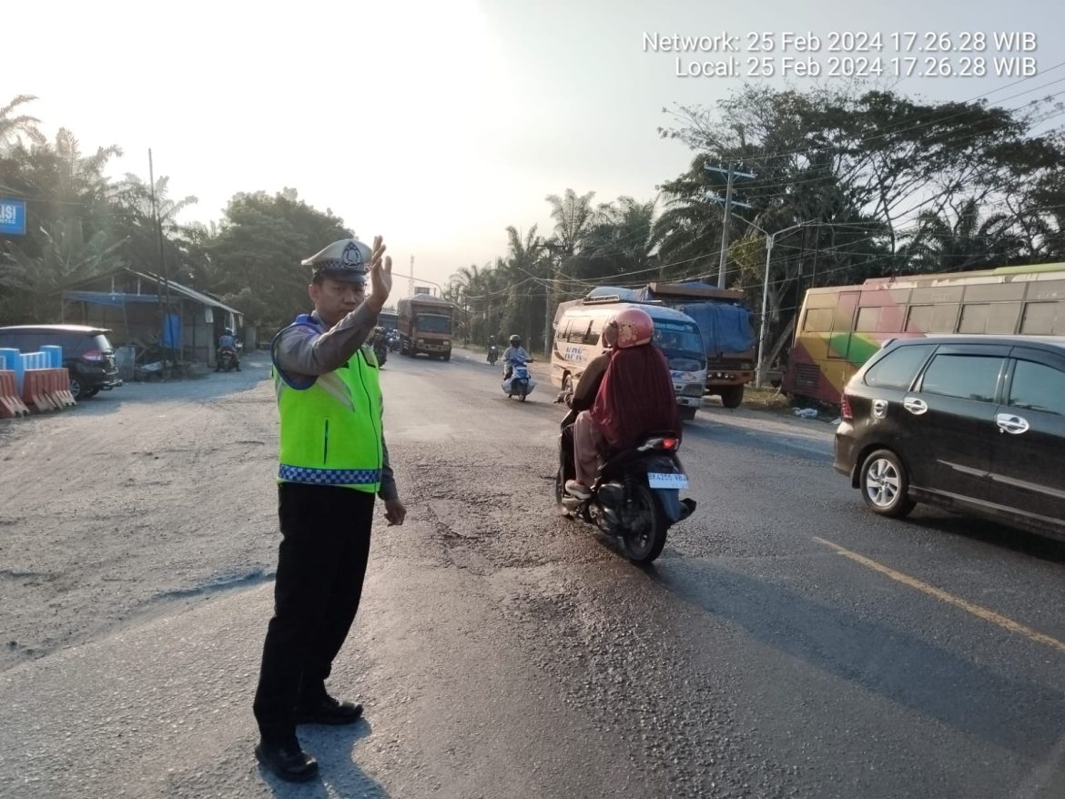 Satlantas Polresta Batu Bara Gatur Lalin Disejumlah Ruas Jalan