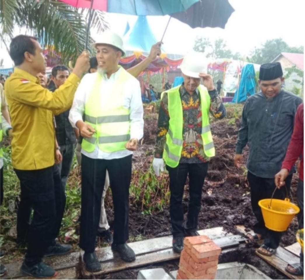 Paisal Wako Dumai Hadiri Peletakan Batu Pertama Pembangunan Kantor Sekretariat Persatuan Ikatan Keluarga Rokan Hilir Dumai