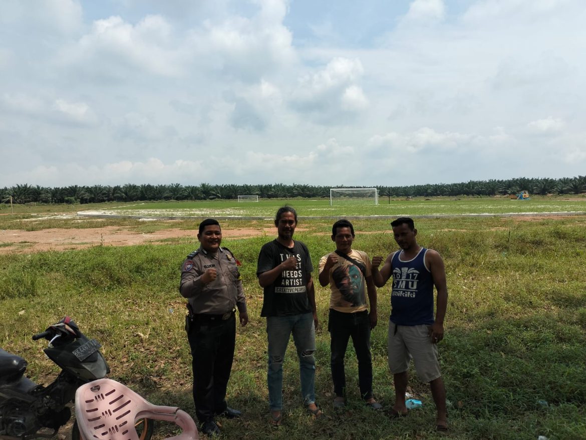 Personil Polsek Lima Puluh Laksanakan Sambang Dan Cooling System