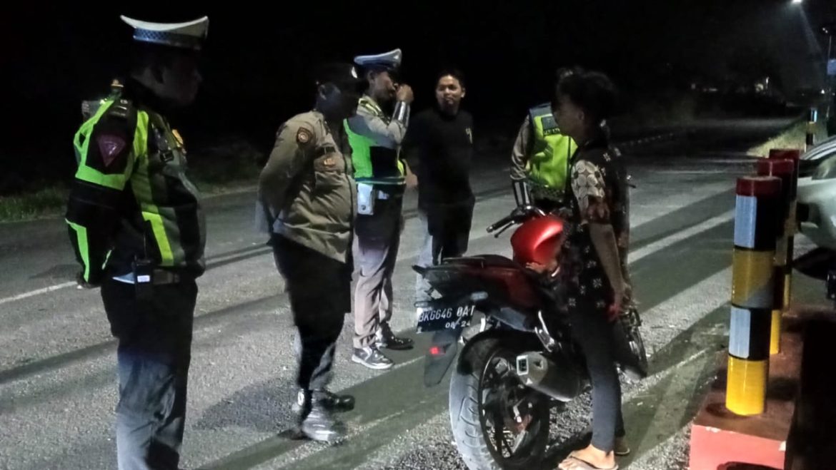 Kasat Lantas Polres Batubara AKP Hotlan W. Siahaan, S.H Pimpin Patroli Dan Razia Balapan Liar