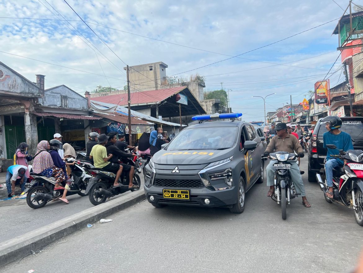 Jelang Ramadhan Polsek Labuhan Ruku Bersama Forkompincam Konvoi Himbauan Kamtibmas