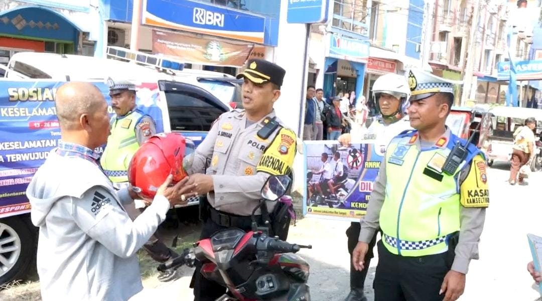 Ops Keselamatan Toba 2024 Polres Sergai Diwarnai Pemberian Helm