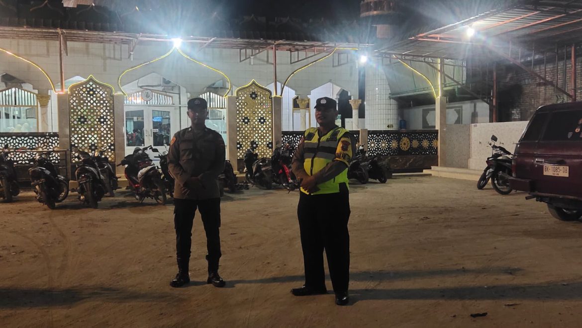 Berikan Rasa Nyaman Jamaah, Polres Batu Bara Lakukan Pam Sholat Tarawih