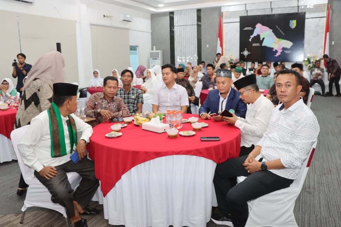 Kapolsek Indtapura AKP Jonni H. Damanik, S.H, M.H Hadiri Buka Puasa Bersama Pemkab Batu Bara