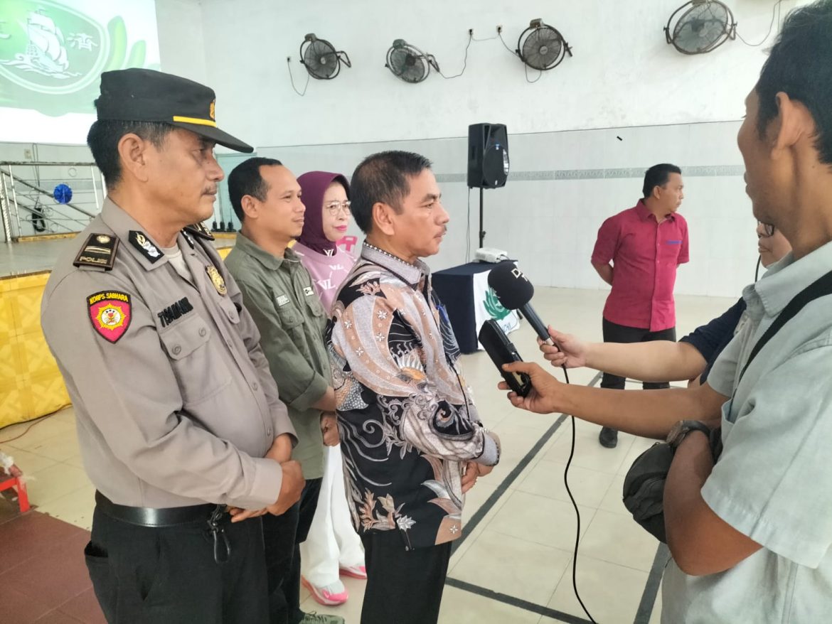 Polres Tebing Tinggi Pengamanan Pembagian Bantuan Paket Cinta Kasih Buddha Tzu Chi