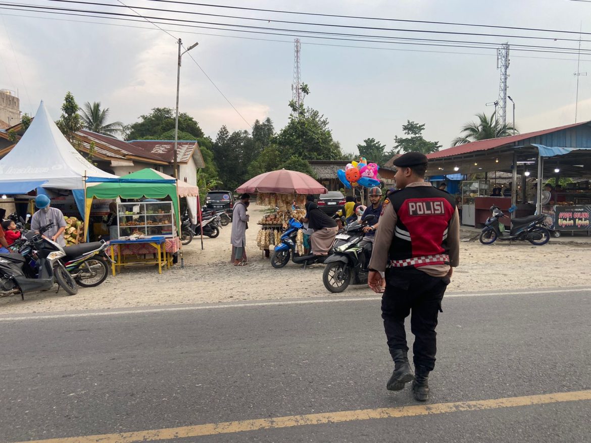 Sat Samapta Polres Batu Bara Patroli Di Pasar Tumpah