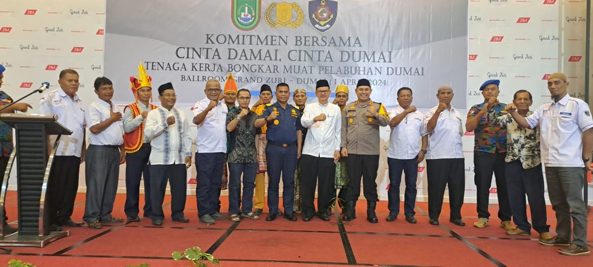 Komitmen Bersama Cinta Damai, Cinta Dumai Dan Berikan Santunan Para Janda KOPTKBM Dumai