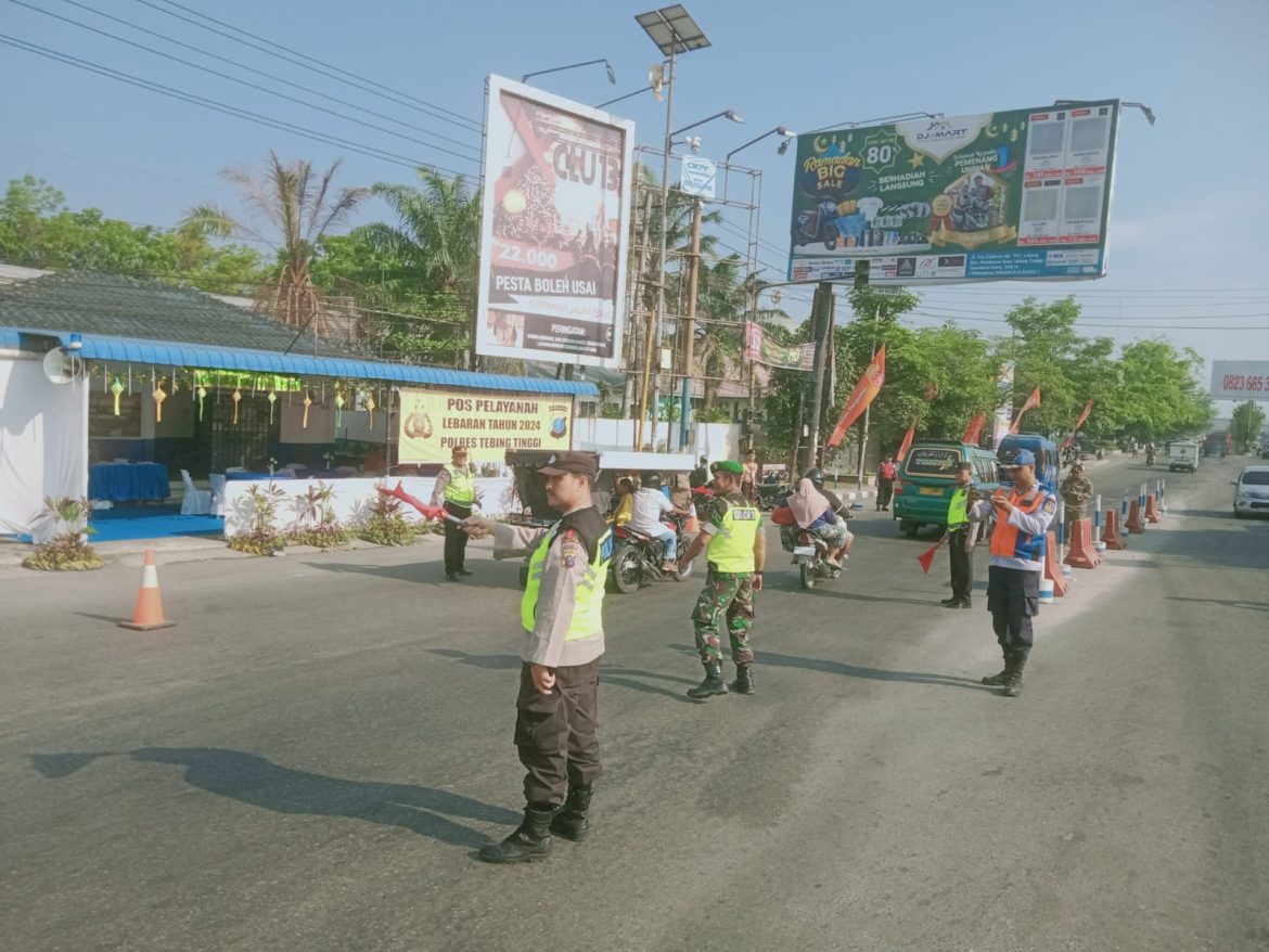 Operasi Ketupat, Pos Yan Simpang Beo Polres Tebing Tinggi Siagakan Petugas Antisipasi Kemacetan