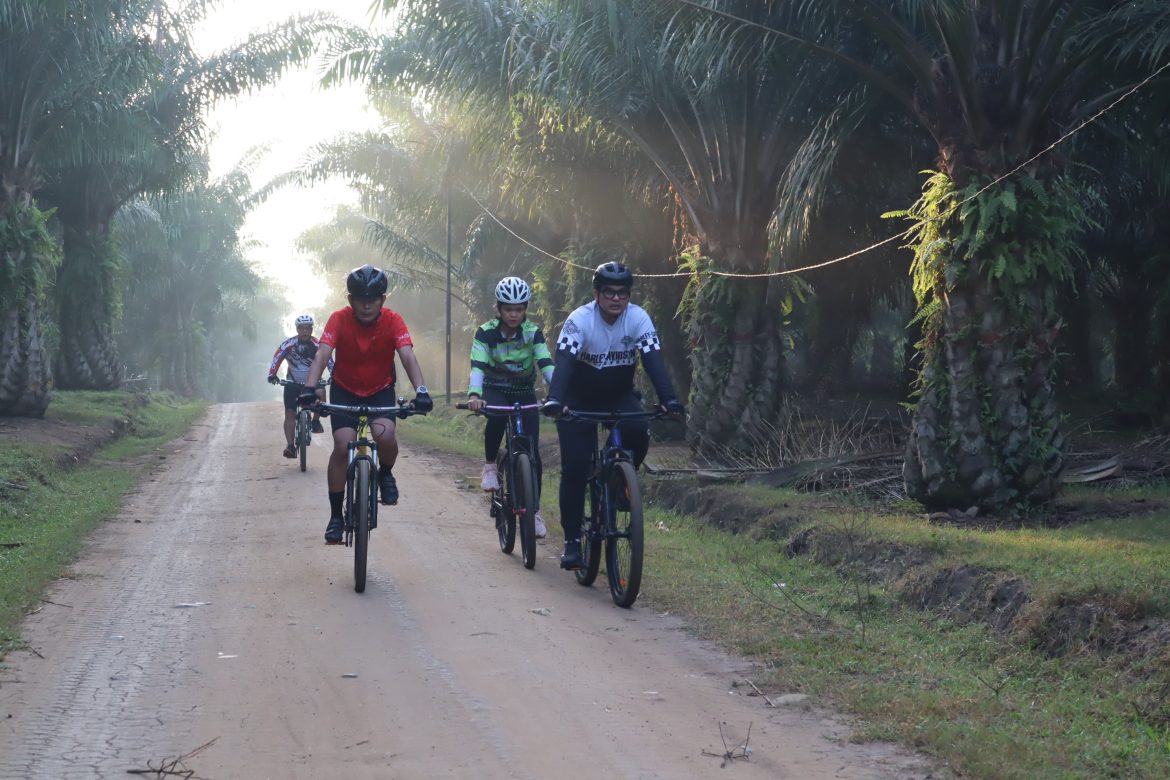 Kapolres Batu Bara AKBP Taufiq Hidayat Thayeb, S.H, S.Ik Gowes Santai Bersama Personil