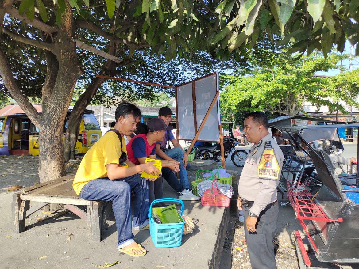 Bhabinkamtibmas Polres Tebing Tinggi Sambang Dan Beri Imbauan Kepada Warga