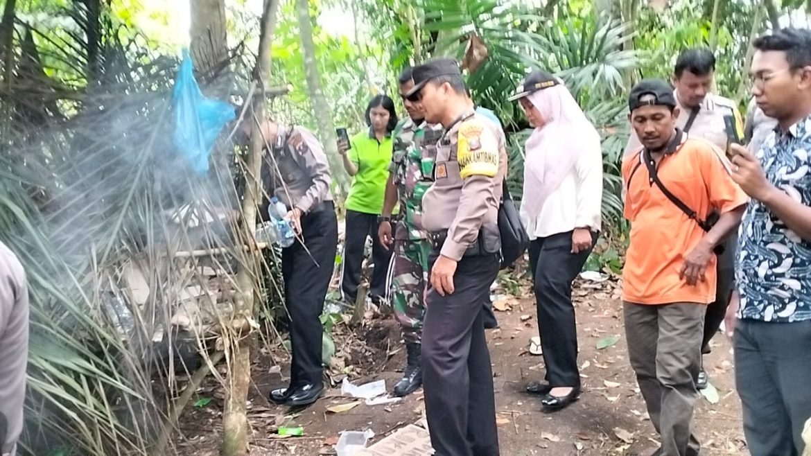 Kapolsek Dolok Masihul Bersama Unsur Forkopincam Bongkar Gubuk Lapak Narkoba